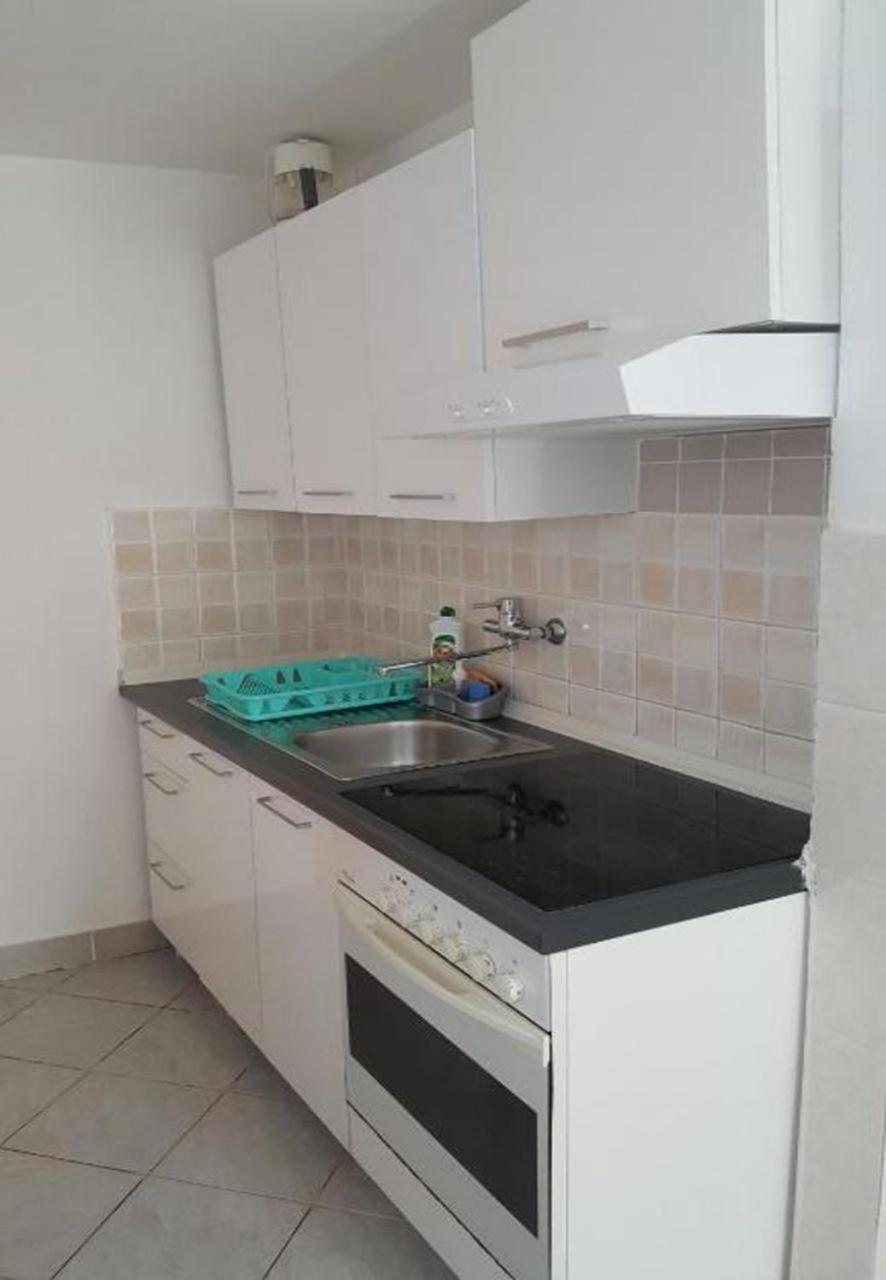 Apartments Dobri - 500M From Beach Nin Kültér fotó